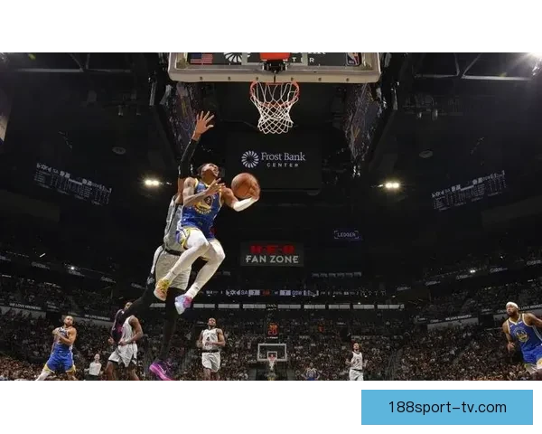 库里称赞文班天赋异禀比赛态度充满感染力震撼人心